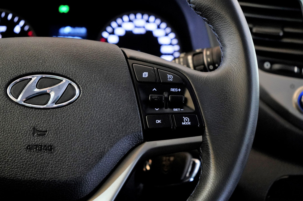 HYUNDAI TUCSON 1.7 CRDI BUSINESS 115 de segunda mano