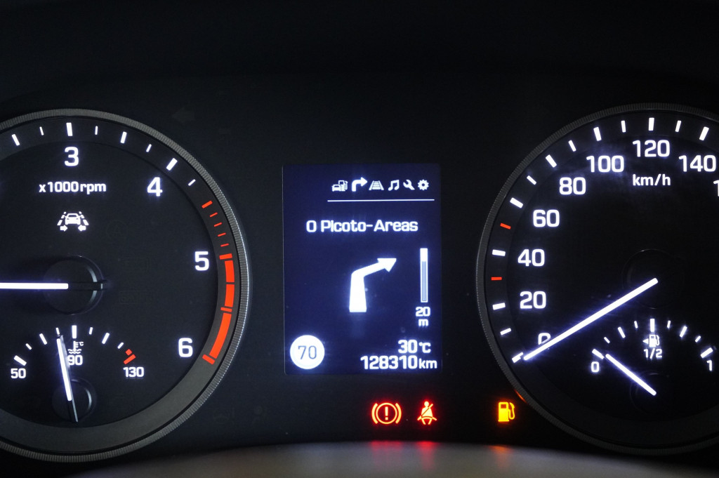 HYUNDAI TUCSON 1.7 CRDI BUSINESS 115 de segunda mano