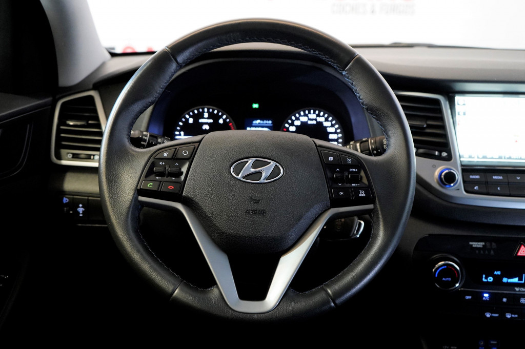 HYUNDAI TUCSON 1.7 CRDI BUSINESS 115 de segunda mano