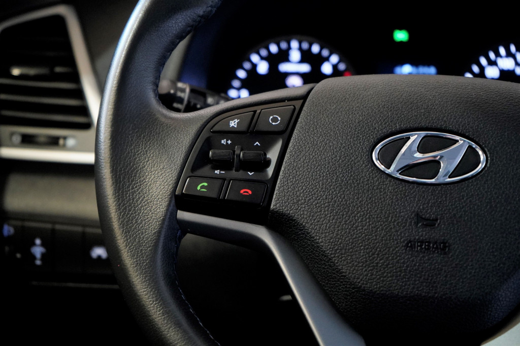 HYUNDAI TUCSON 1.7 CRDI BUSINESS 115 de segunda mano