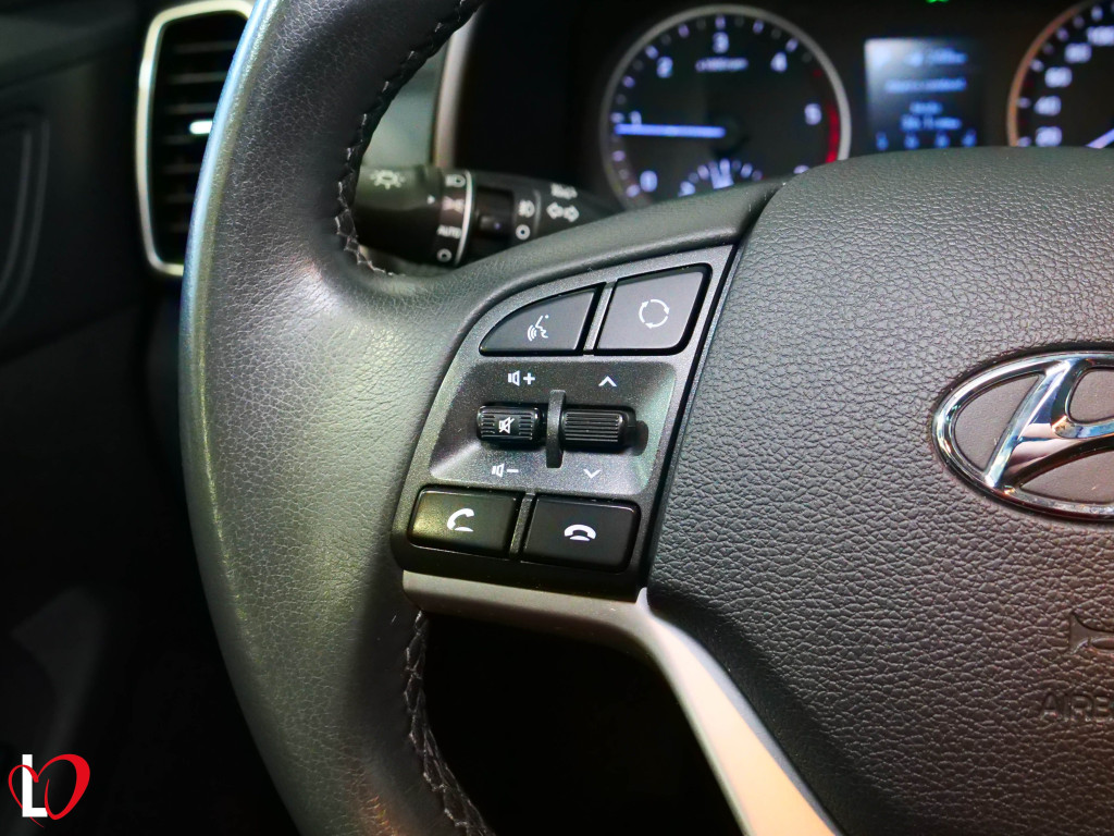 HYUNDAI TUCSON TUCSON 1.6 CRDI DCT-7 HYBRID 48V 136 de segunda mano