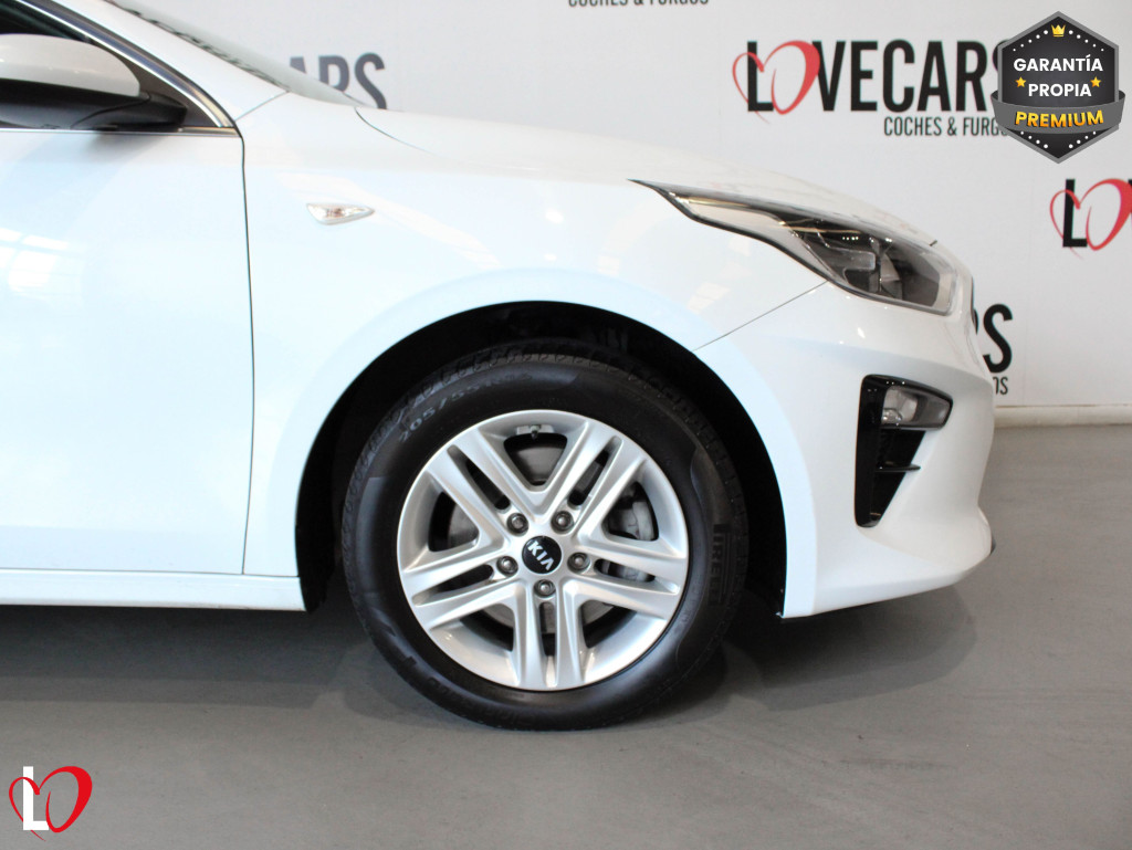 KIA CEED 1.6 CRDI DRIVE 115 de segunda mano