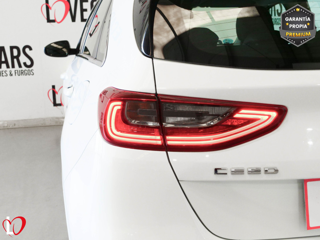 KIA CEED 1.6 CRDI DRIVE 115 de segunda mano