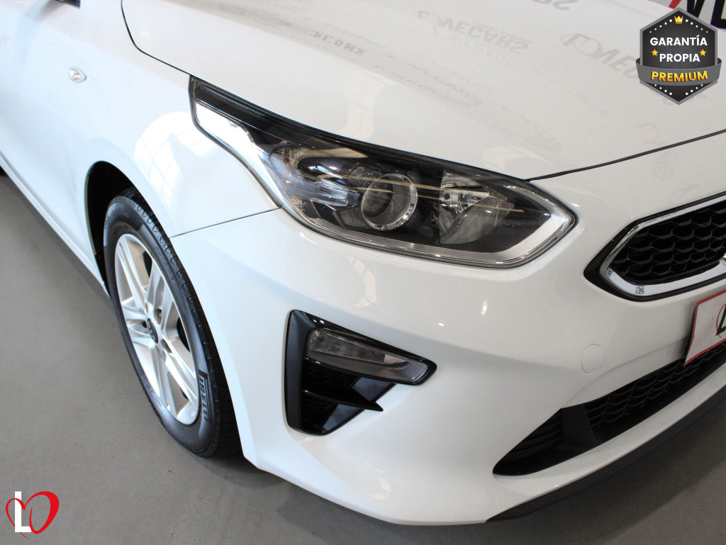 KIA CEED 1.6 CRDI DRIVE 115 de segunda mano
