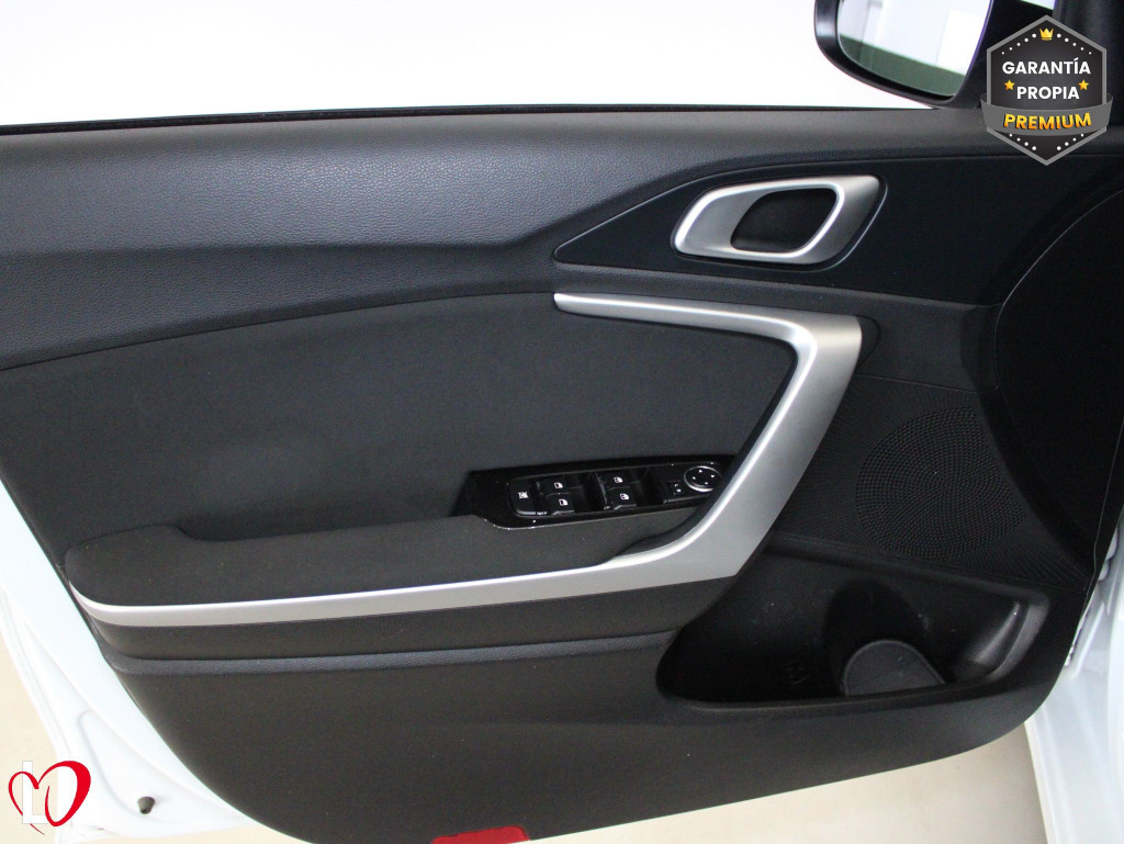 KIA CEED 1.6 CRDI DRIVE 6 VEL 115 de segunda mano