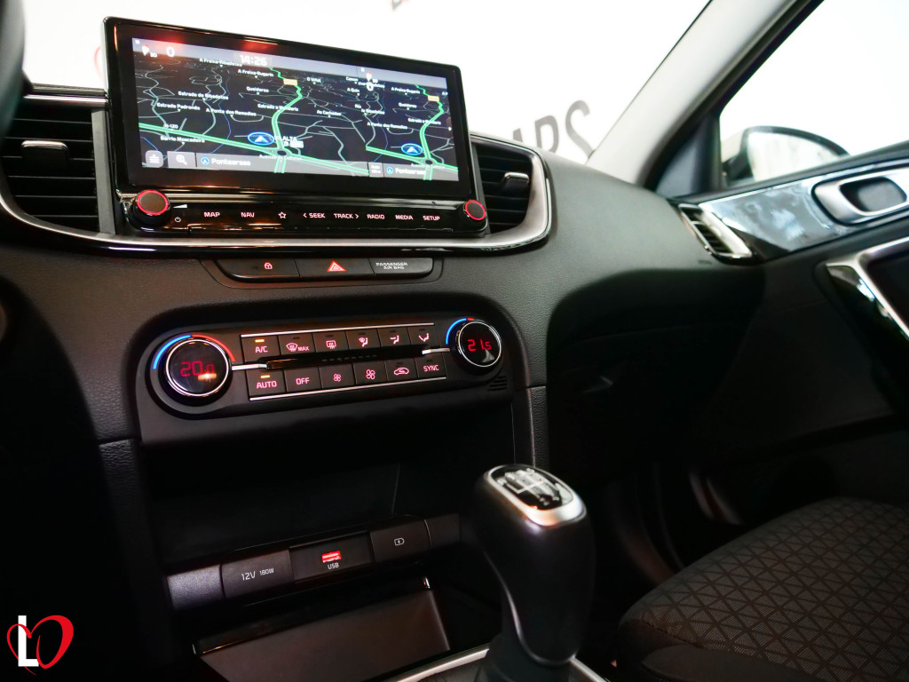 KIA CEED 1.6 CRDI ISG ACTIVE 136 de segunda mano