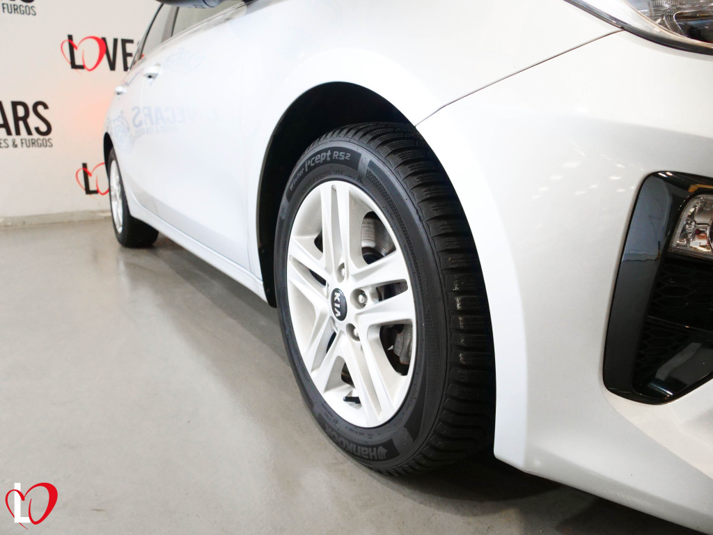 KIA CEED 1.6 CRDI ISG ACTIVE 136 de segunda mano