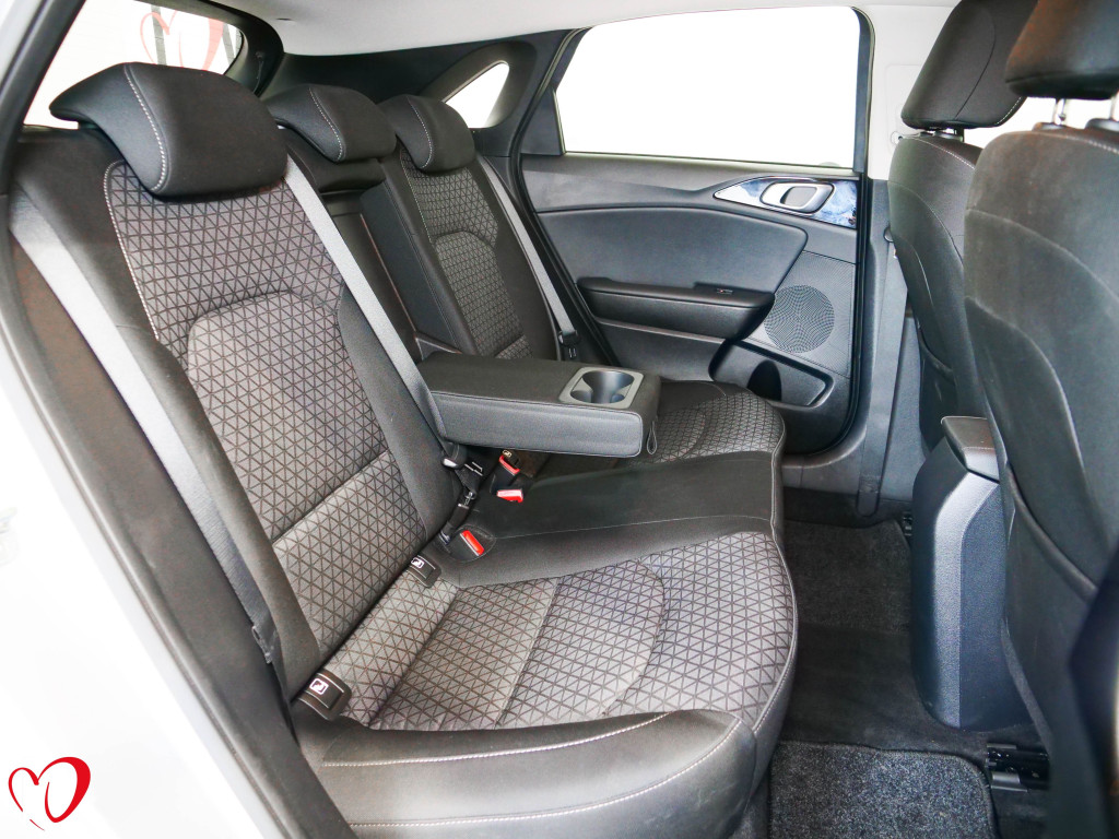 KIA CEED 1.6 CRDI ISG ACTIVE 136 de segunda mano