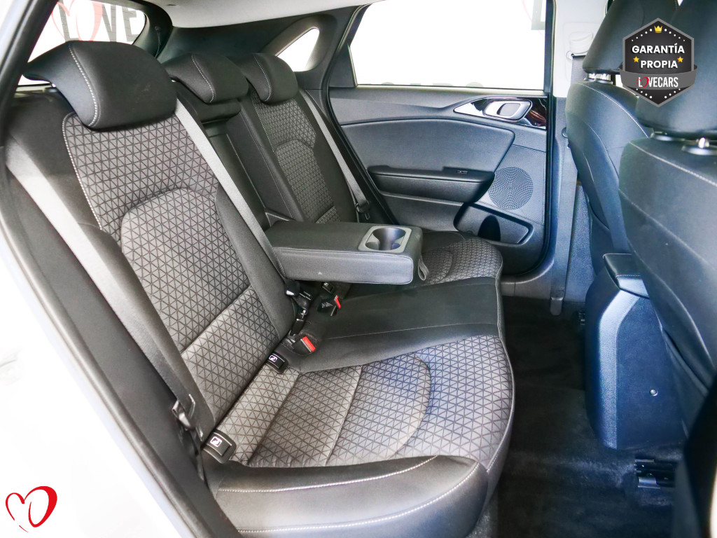 KIA CEED 1.6 CRDI ISG ACTIVE 136 de segunda mano