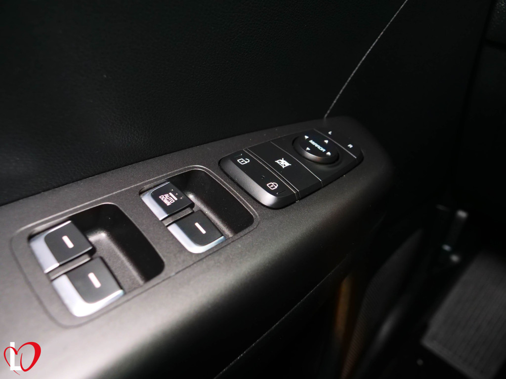 KIA SPORTAGE 1.6 CRDI VGT BUSINESS 115 de segunda mano