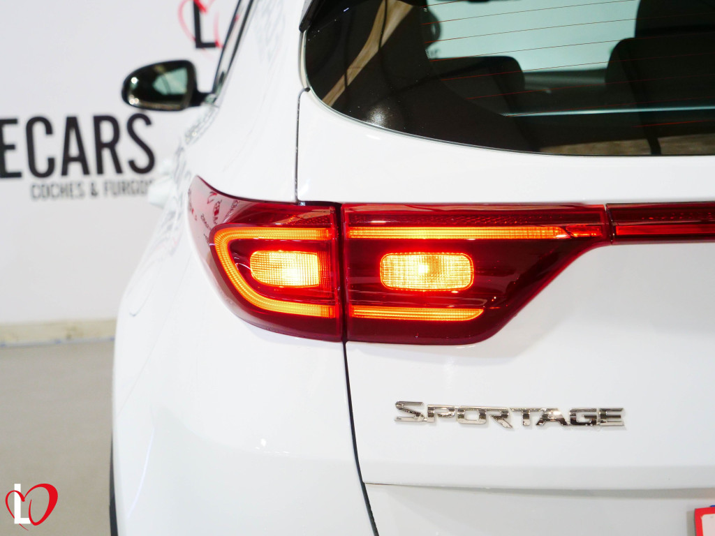 KIA SPORTAGE 1.6 CRDI VGT BUSINESS 115 de segunda mano