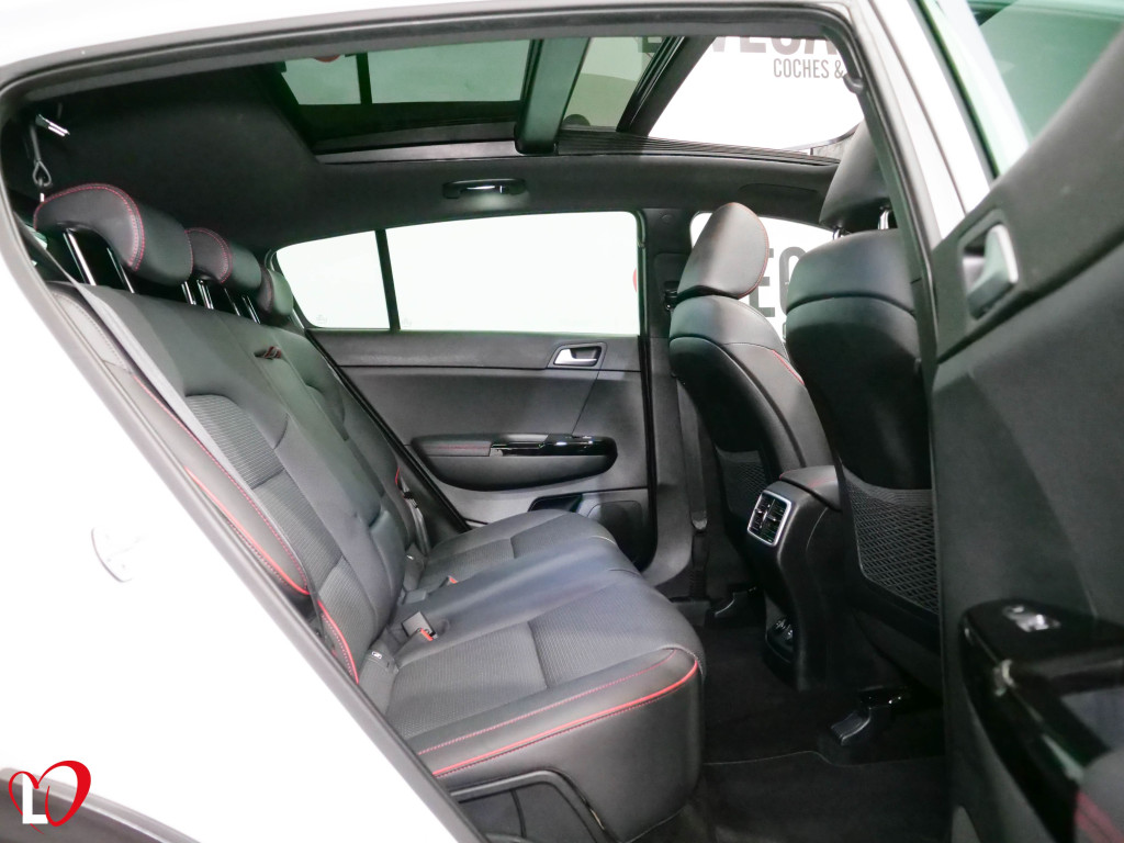 KIA SPORTAGE 1.6 TGDI 130KW GT LINE ESS DCT PACK 4X4 5p. de segunda mano
