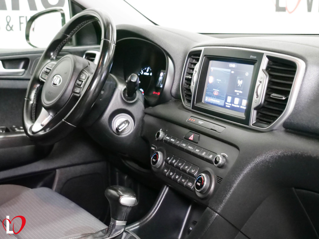 KIA SPORTAGE 1.7 CRDI AUTOM. DRIVE ECO-DYN 140 de segunda mano