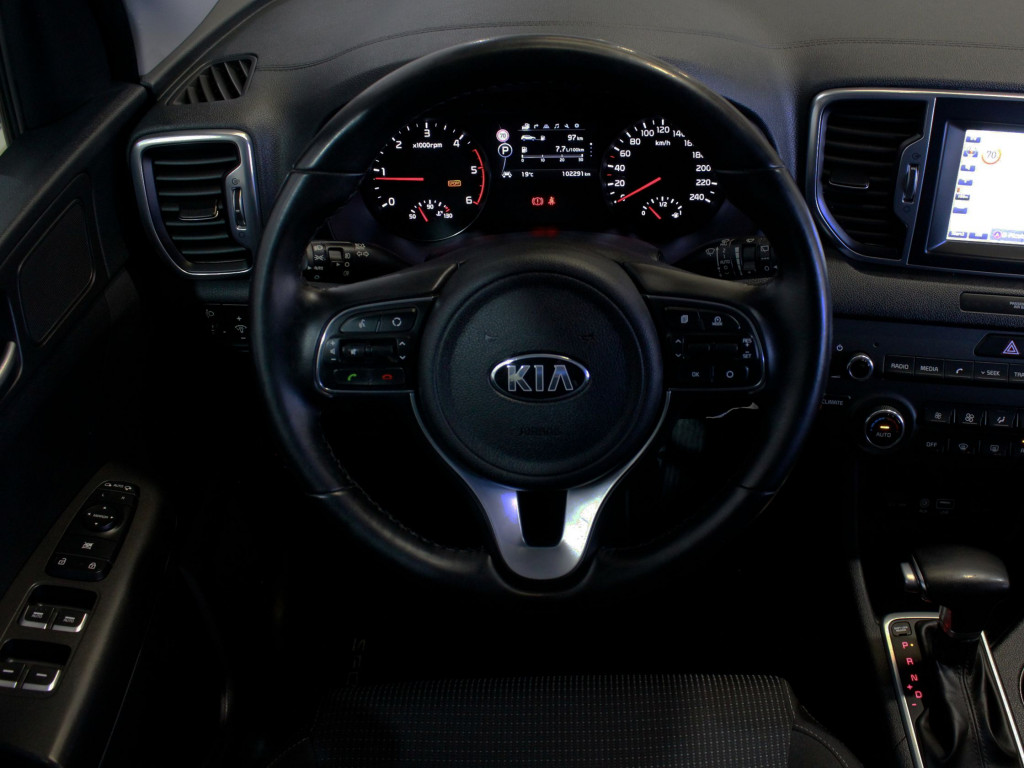 KIA SPORTAGE 1.7 CRDI AUTOM. VGT DRIVE DCT 4X2 ECO-DYN de segunda mano