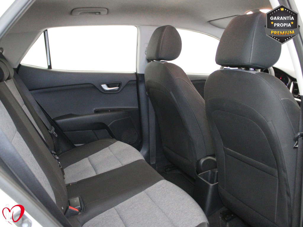 KIA STONIC 1.2 DPI CONCEPT 84 de segunda mano