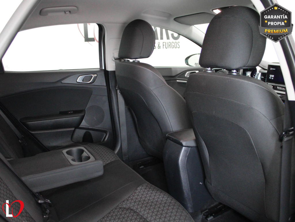 KIA XCEED 1.6 CRDI ACTIVE 136 de segunda mano