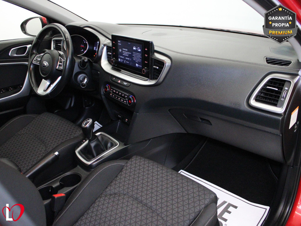 KIA XCEED 1.6 MHEV DRIVE 6 VEL 136 de segunda mano