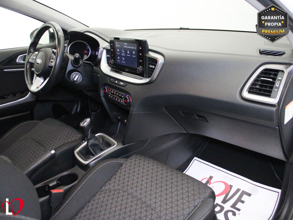 KIA XCEED 1.6 MHEV DRIVE 6 VEL 136 de segunda mano