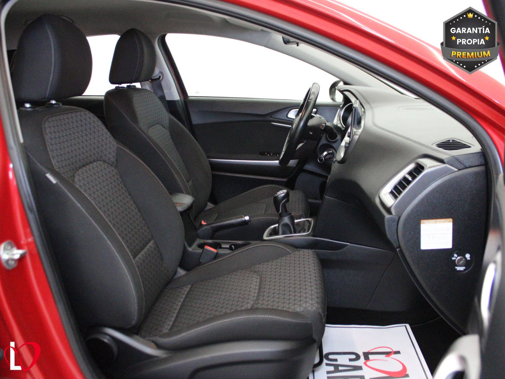 KIA XCEED 1.6 MHEV DRIVE 6 VEL 136 de segunda mano