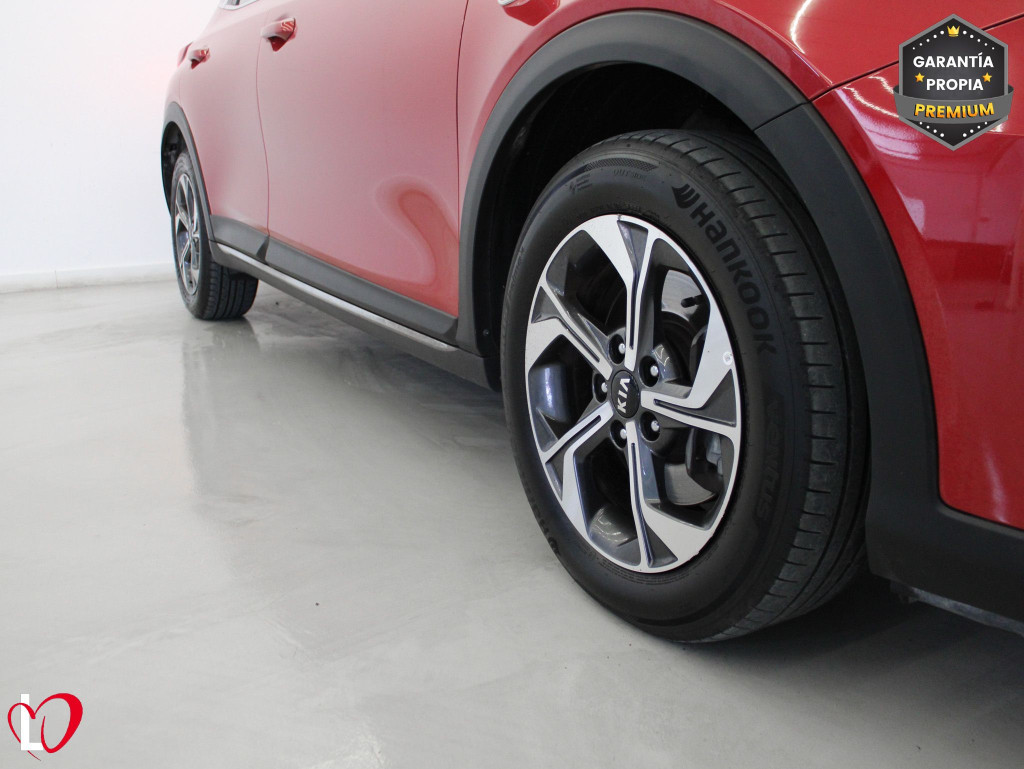 KIA XCEED 1.6 MHEV DRIVE 6 VEL 136 de segunda mano