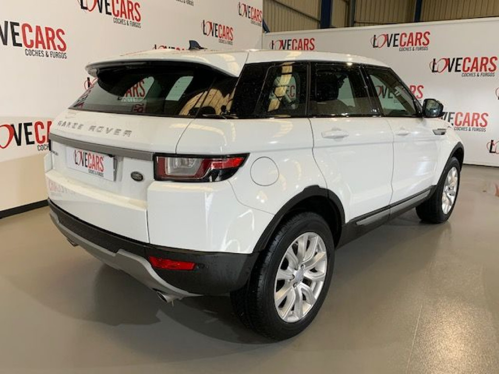 LAND ROVER EVOQUE 2.0eD4 SE 4X2 150CV de segunda mano