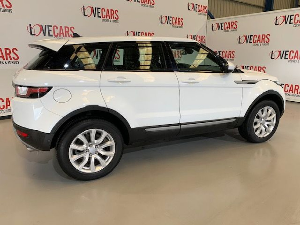 LAND ROVER EVOQUE 2.0eD4 SE 4X2 150CV de segunda mano