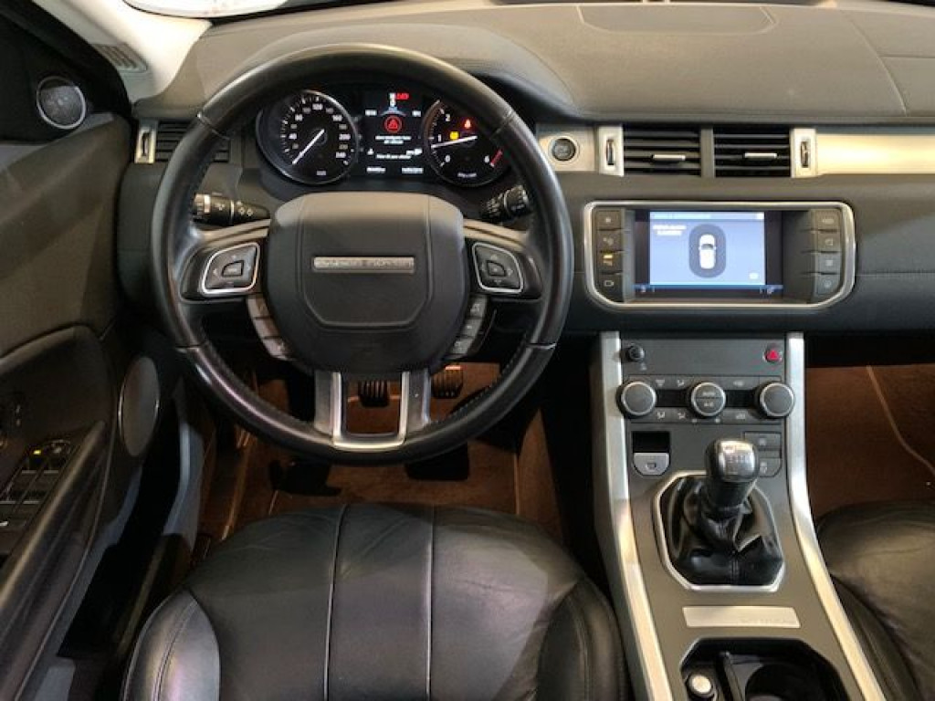 LAND ROVER EVOQUE 2.0eD4 SE 4X2 150CV de segunda mano