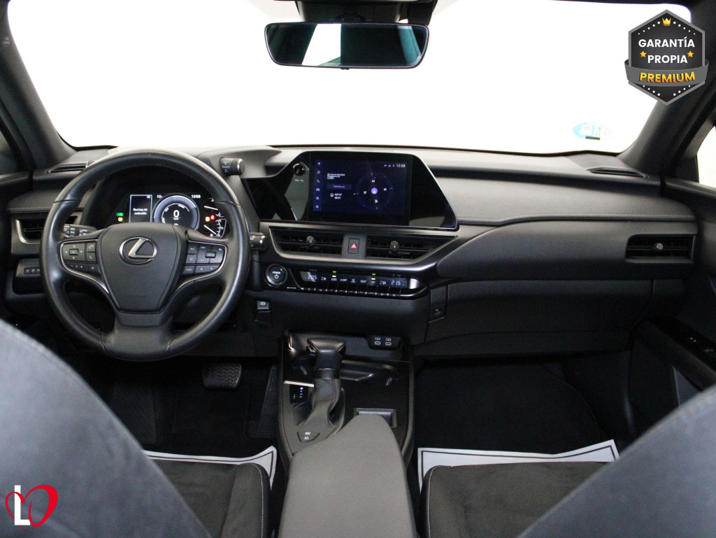 LEXUS UX 2.0 250H BUSINESS 184 de segunda mano