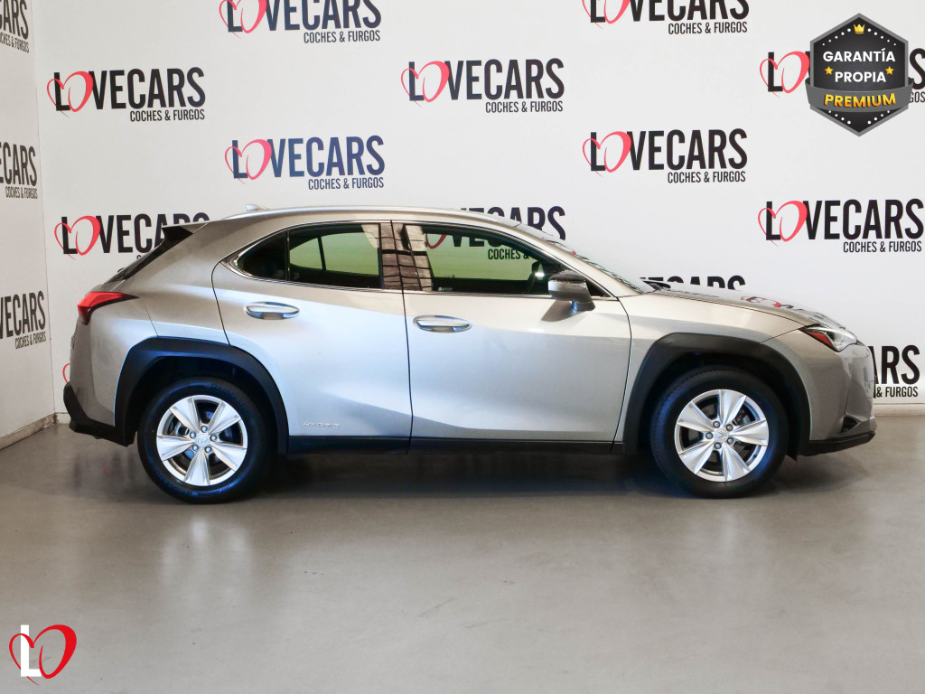 LEXUS UX 2.0 250h BUSINESS 184 de segunda mano