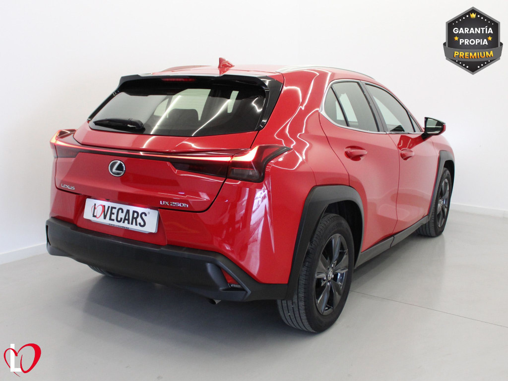 LEXUS UX 2.0 250H BUSINESS 184 de segunda mano