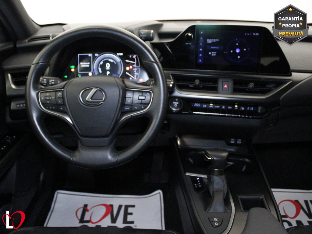 LEXUS UX 2.0 250H BUSINESS 184 de segunda mano