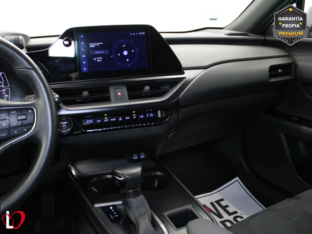 LEXUS UX 2.0 250H BUSINESS 184 de segunda mano