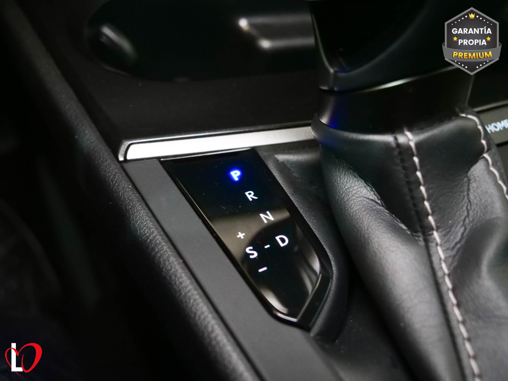 LEXUS UX 2.0 250h BUSINESS 184 de segunda mano