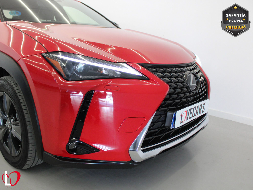 LEXUS UX 2.0 250H BUSINESS 184 de segunda mano