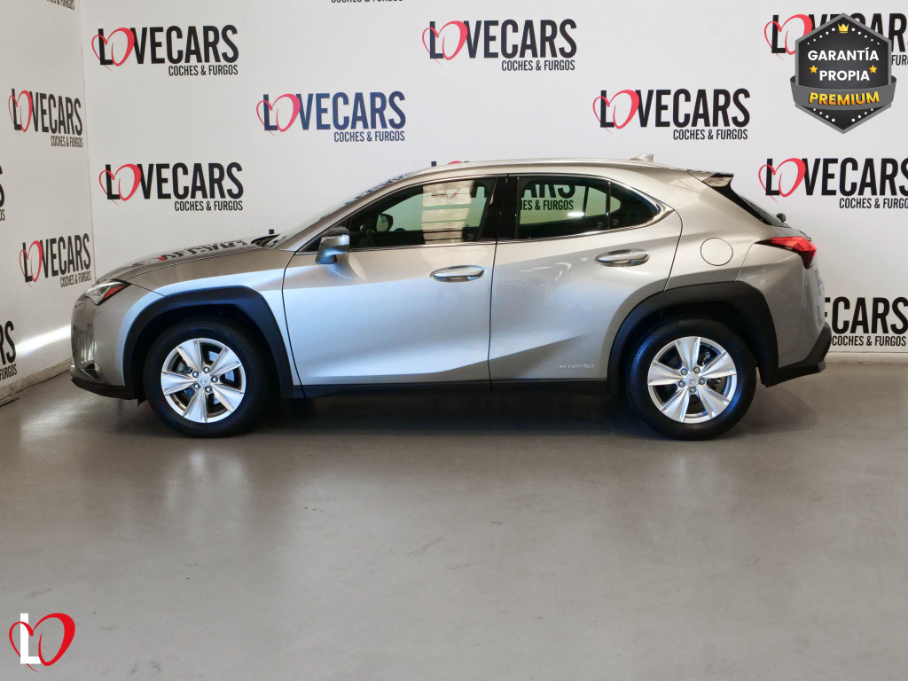 LEXUS UX 2.0 250h BUSINESS 184 de segunda mano