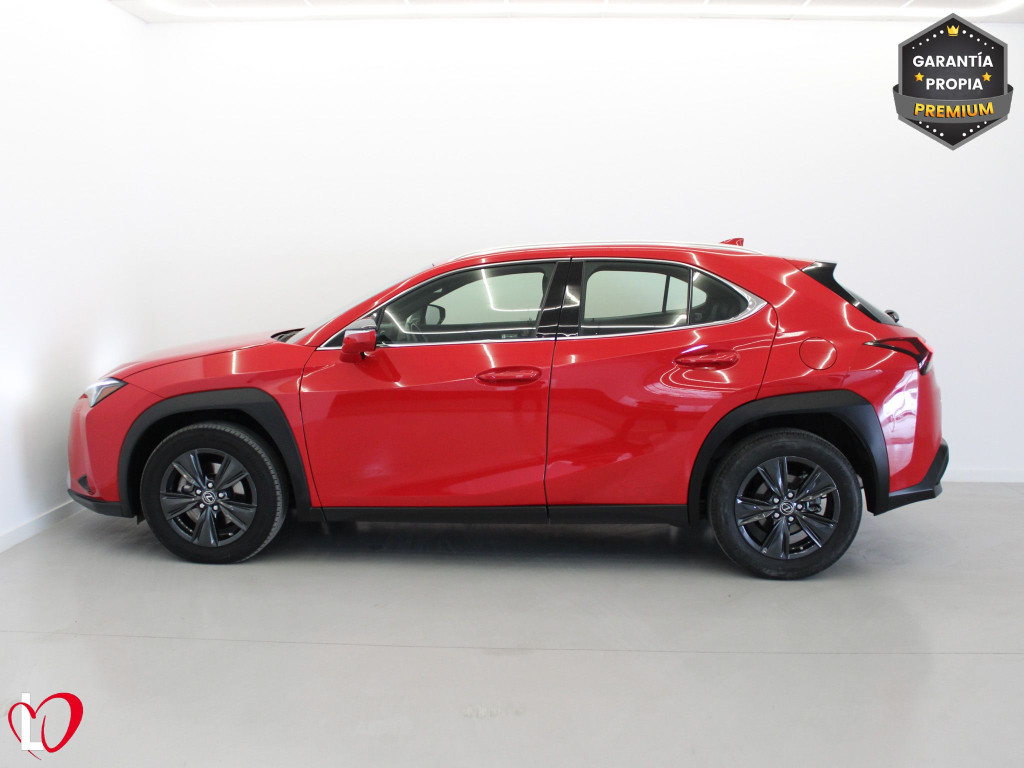 LEXUS UX 2.0 250H BUSINESS 184 de segunda mano