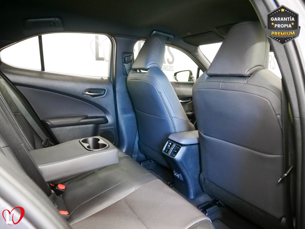 LEXUS UX 250H HYBRID 2WD 184 de segunda mano