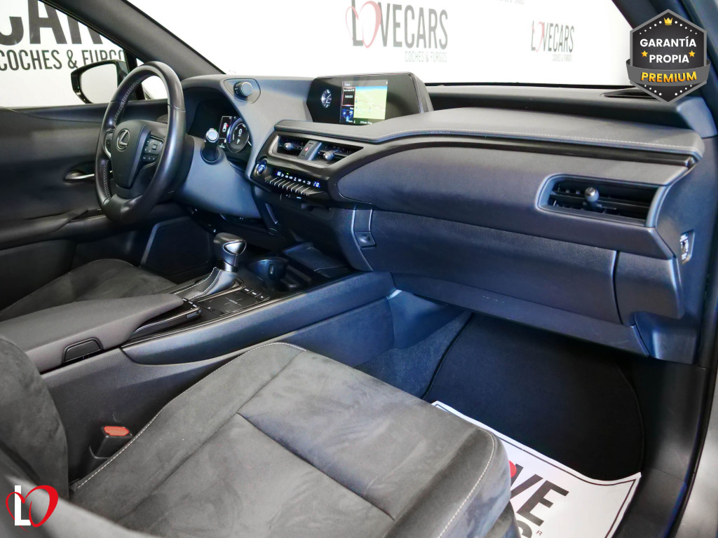 LEXUS UX 250H HYBRID 2WD 184 de segunda mano