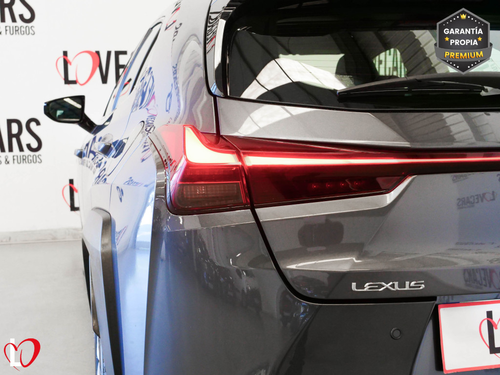 LEXUS UX 250H HYBRID 2WD 184 de segunda mano