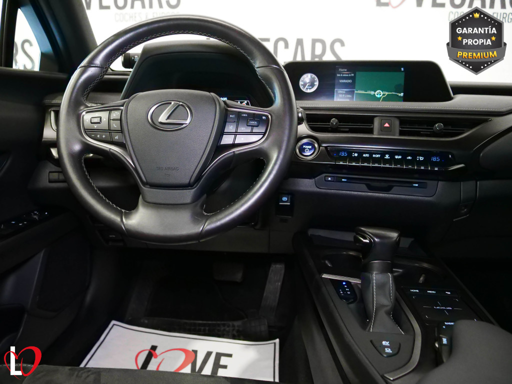 LEXUS UX 250H HYBRID 2WD 184 de segunda mano