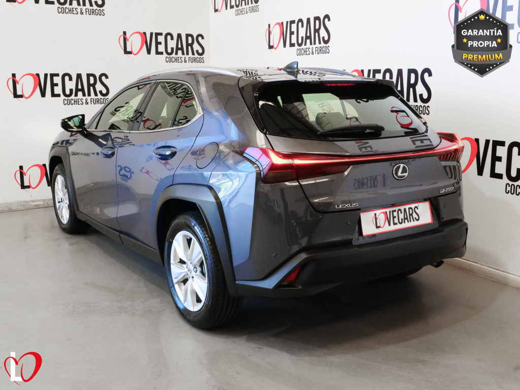 LEXUS UX 250H HYBRID 2WD 184 de segunda mano
