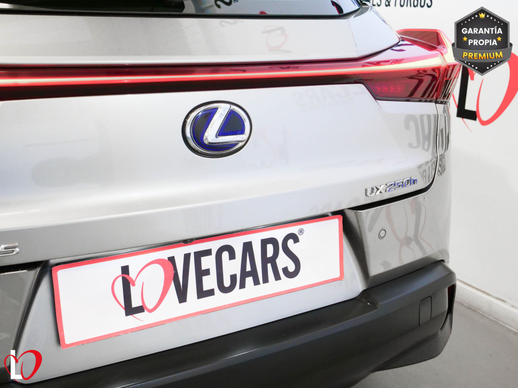 LEXUS UX 250H HYBRID 2WD 184 de segunda mano