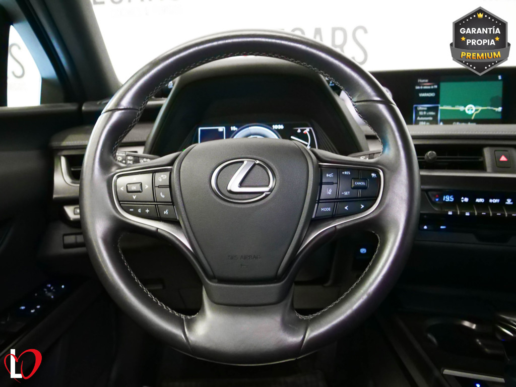 LEXUS UX 250H HYBRID 2WD 184 de segunda mano