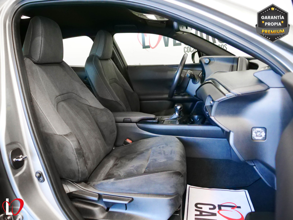 LEXUS UX 250H HYBRID 2WD 184 de segunda mano