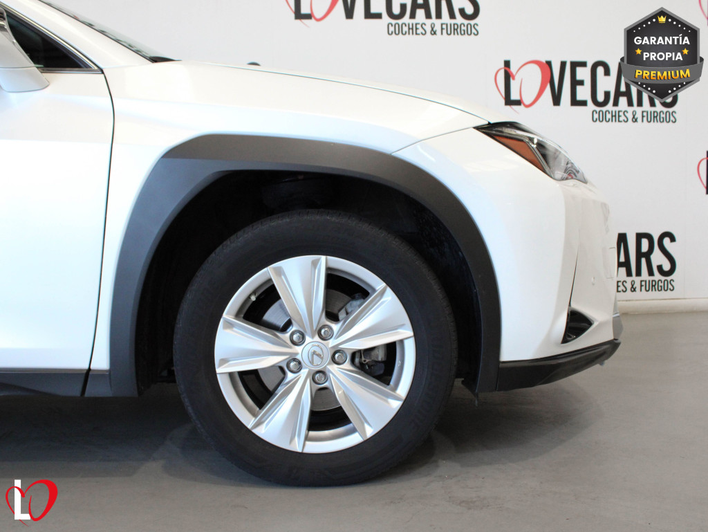 LEXUS UX 250H HYBRID 2WD 184 de segunda mano