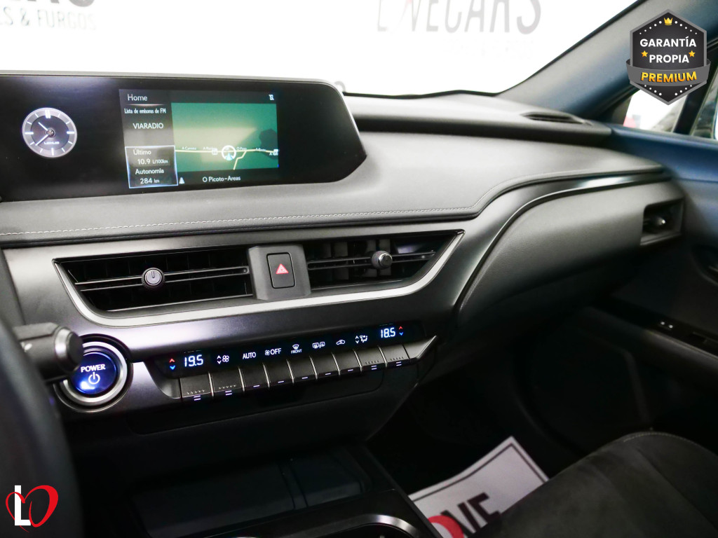 LEXUS UX 250H HYBRID 2WD 184 de segunda mano