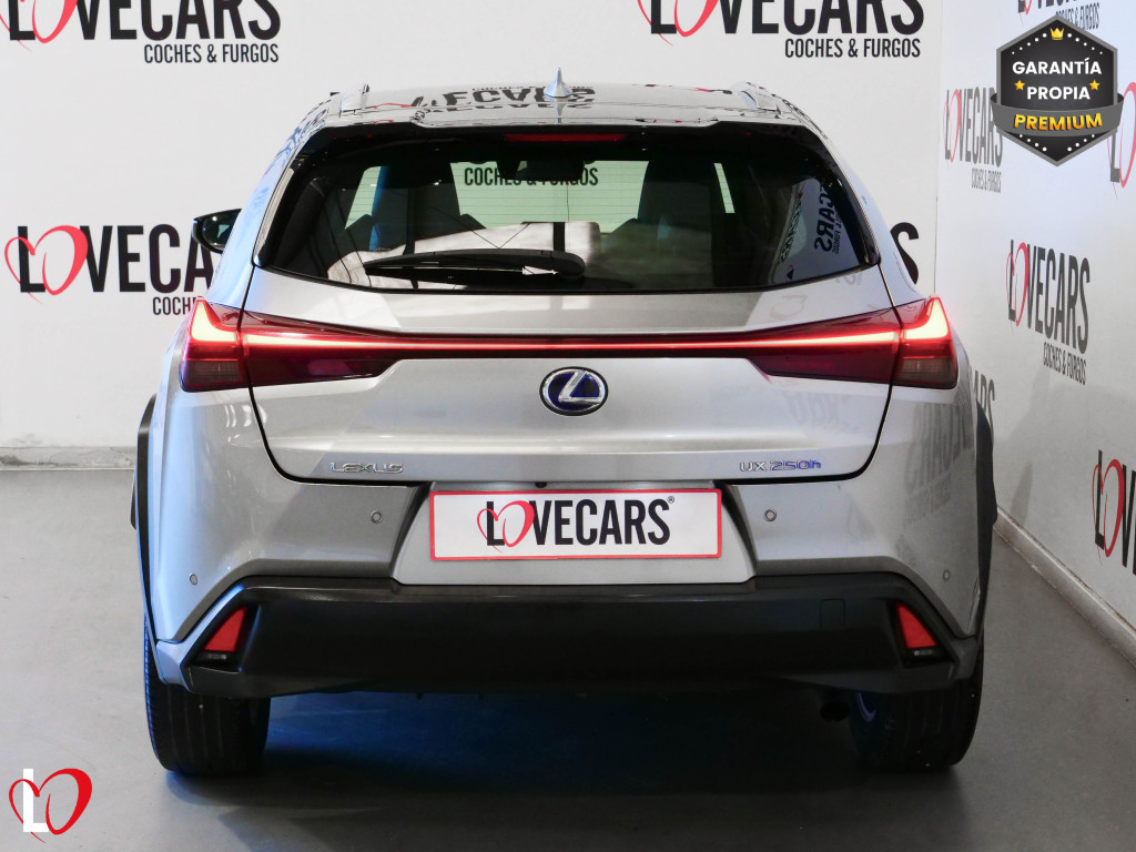 LEXUS UX 250H HYBRID 2WD 184 de segunda mano
