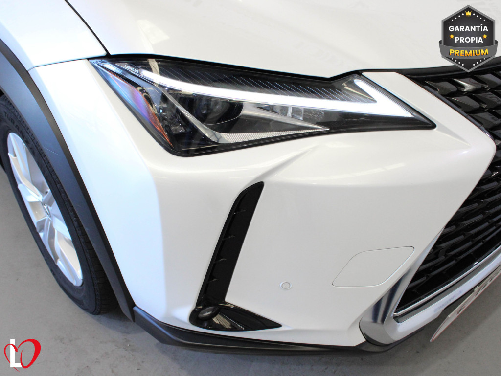 LEXUS UX 250H HYBRID 2WD 184 de segunda mano