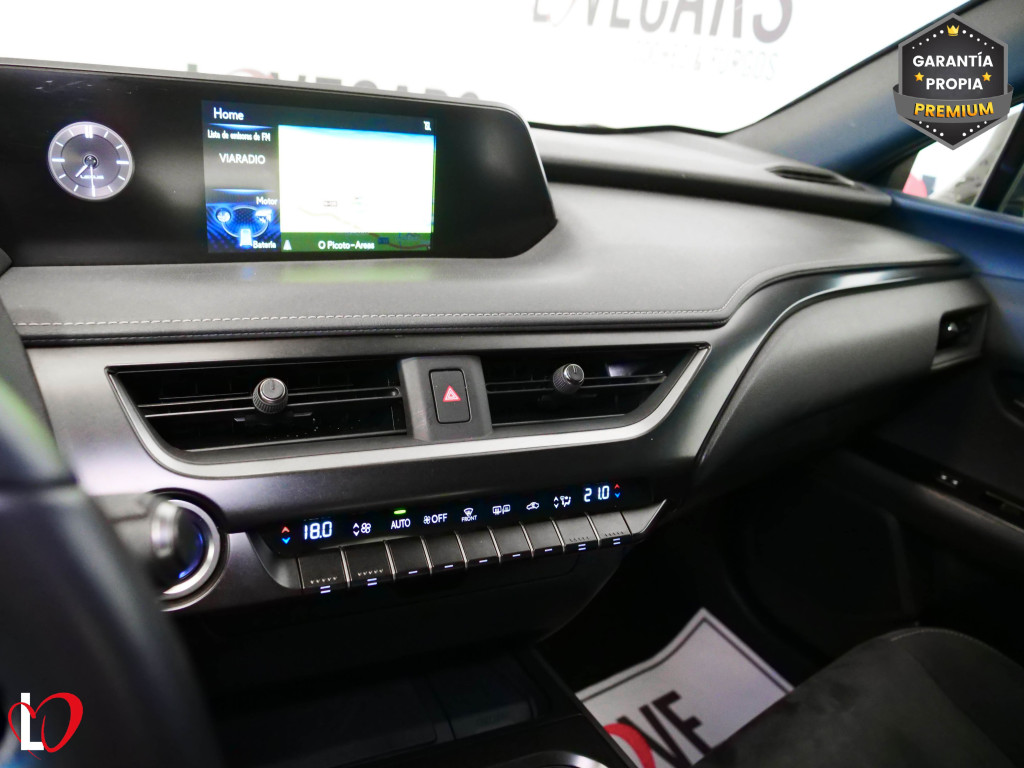 LEXUS UX 250H HYBRID 2WD 184 de segunda mano