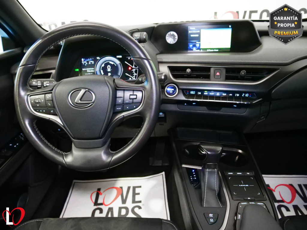 LEXUS UX 250H HYBRID 2WD 184 de segunda mano